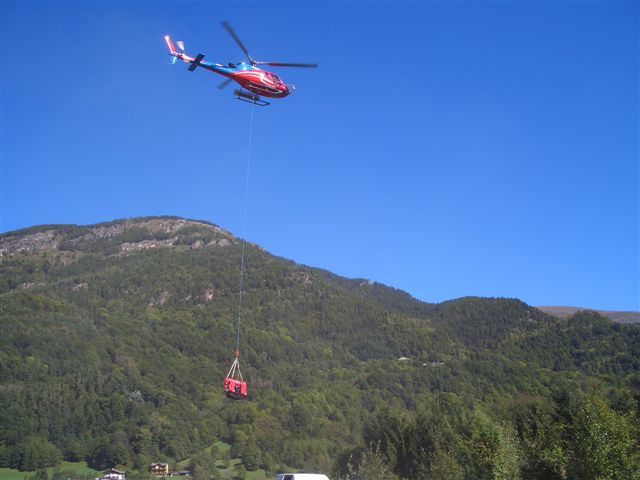 The URW 094 Flying Mini Crane