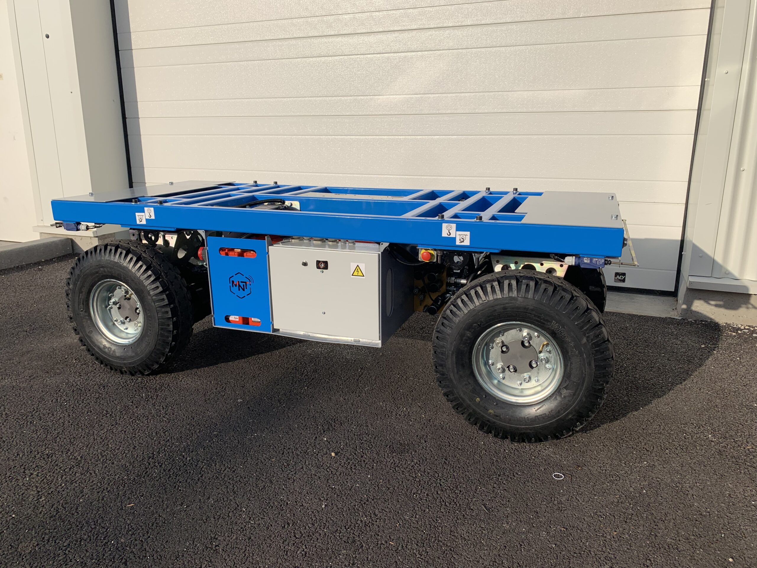 ECM 400 (4000 kg - Batteria) 3 ECM 400 (4000 kg - Batteria) - immagine 3