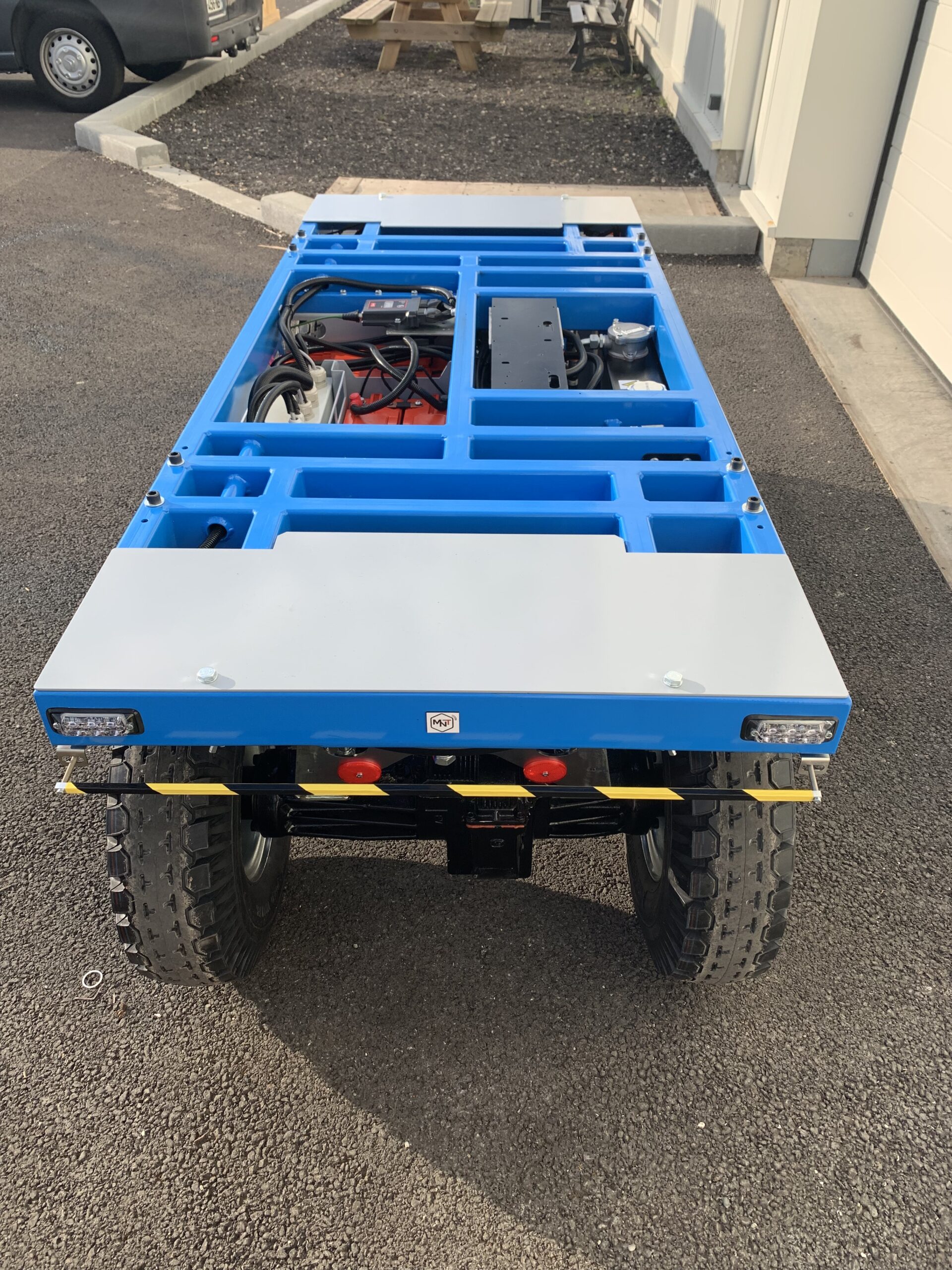 ECM 400 (4000 kg - Batteria) 4 ECM 400 (4000 kg - Batteria) - immagine 4